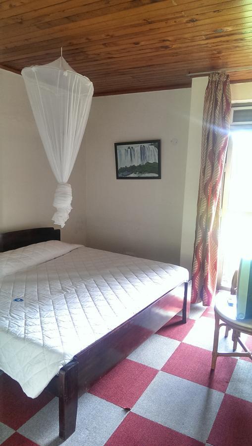 White Horse Inn Kabale Ngoại thất bức ảnh