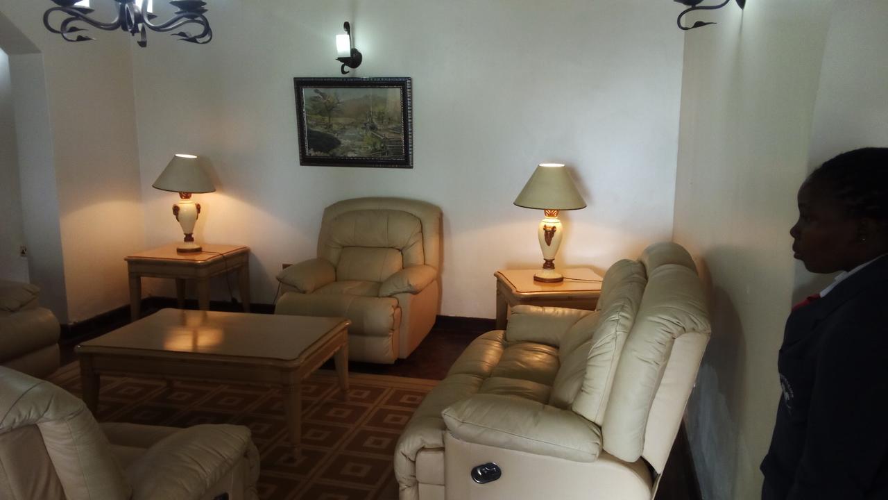 White Horse Inn Kabale Ngoại thất bức ảnh