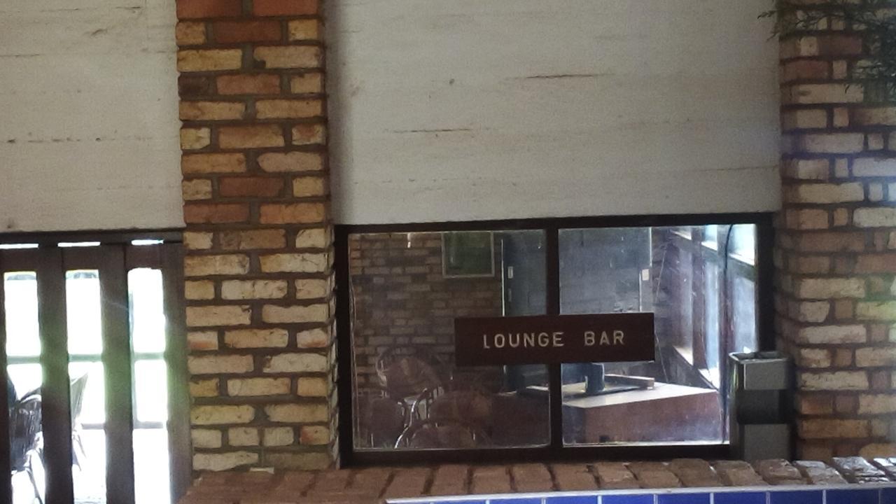 White Horse Inn Kabale Ngoại thất bức ảnh